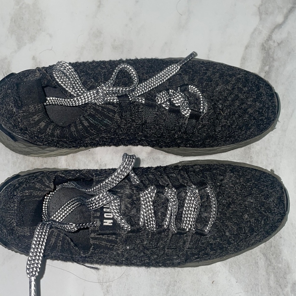 NOBULL mesh runners; used; 8.5W